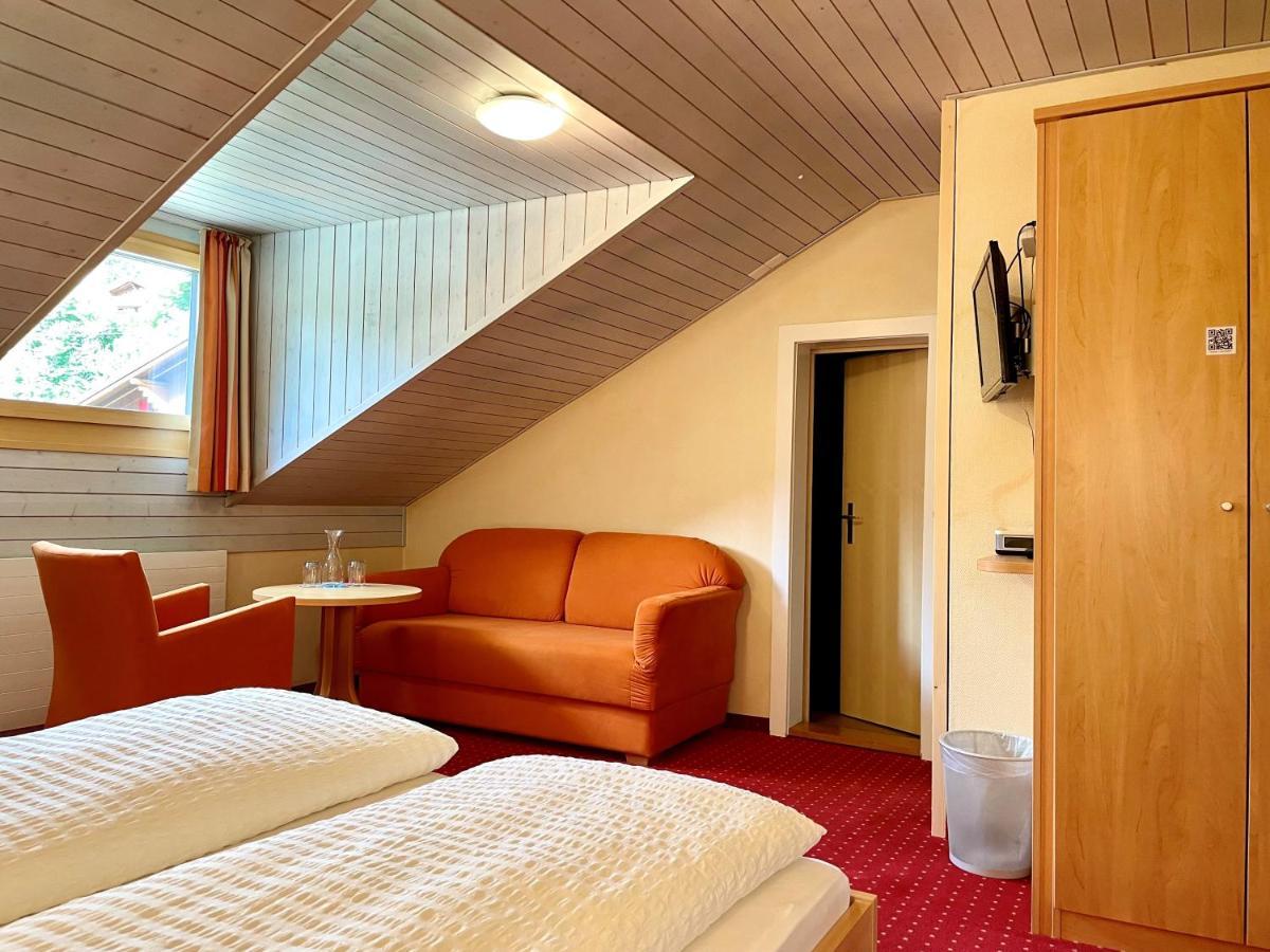 Boutique Und Bier Hotel Des Alpes Fiesch Bagian luar foto