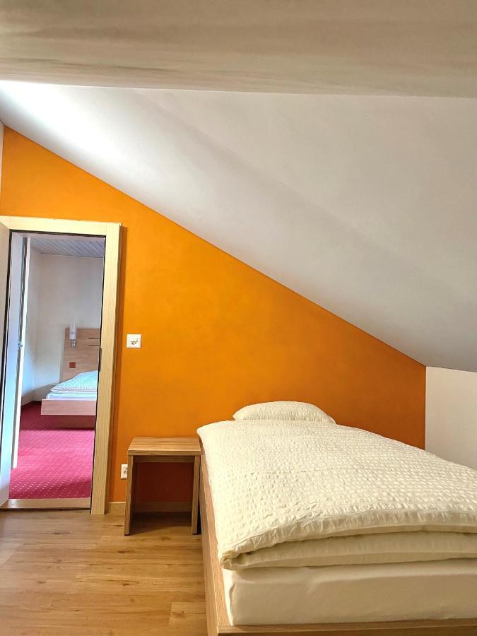 Boutique Und Bier Hotel Des Alpes Fiesch Bagian luar foto