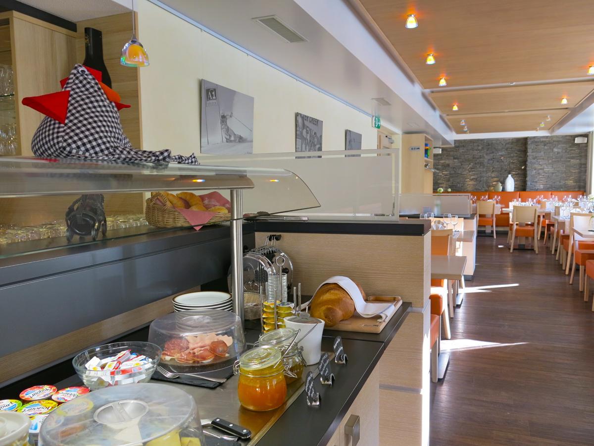 Boutique Und Bier Hotel Des Alpes Fiesch Bagian luar foto