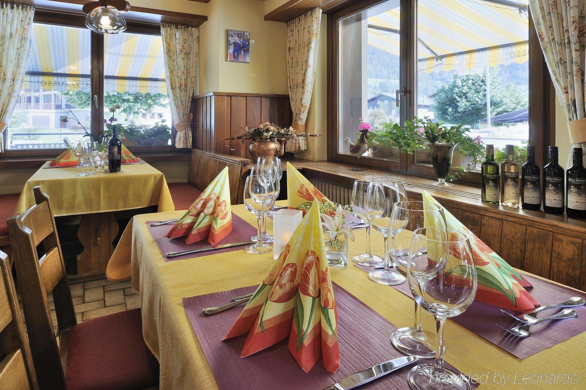 Boutique Und Bier Hotel Des Alpes Fiesch Restoran foto